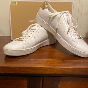 Michael Kors Irving Lace Up, white with gold trim, size 10
